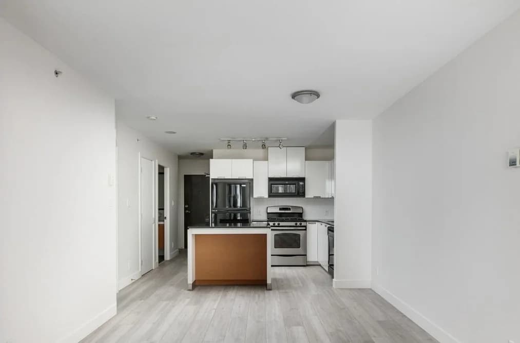 602 151 W 2ND STREET, North Vancouver BC V7M 3P1 - Photo 1