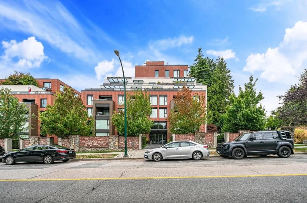 602 1561 W 57TH AVENUE, Vancouver, BC — Residential for Sale - Main Photo