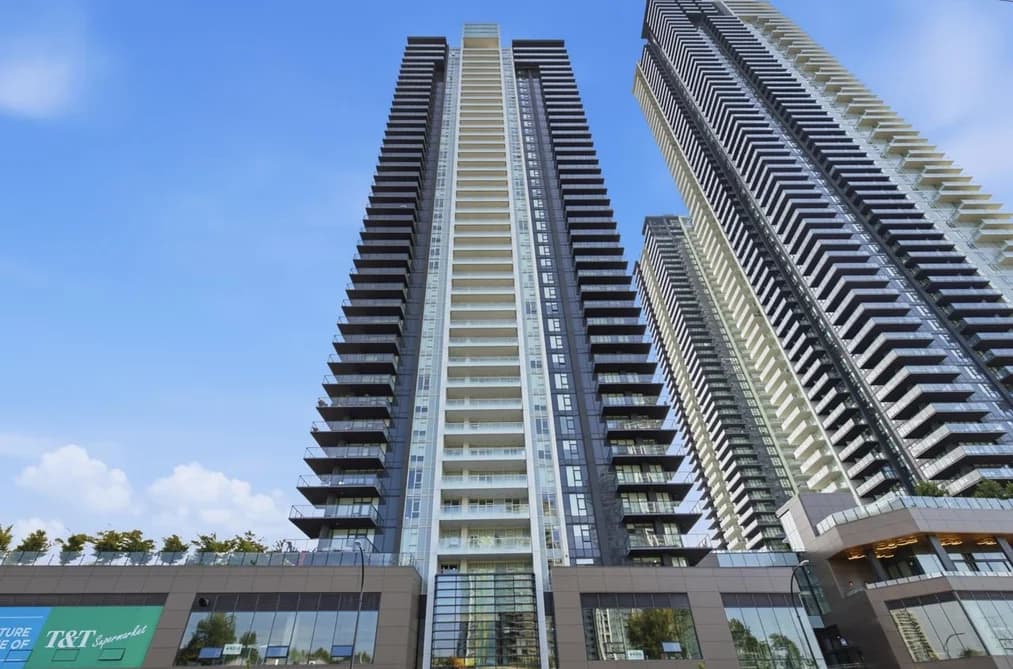 602 4168 LOUGHEED HIGHWAY, Burnaby, BC — Residential for Sale - Photo 2