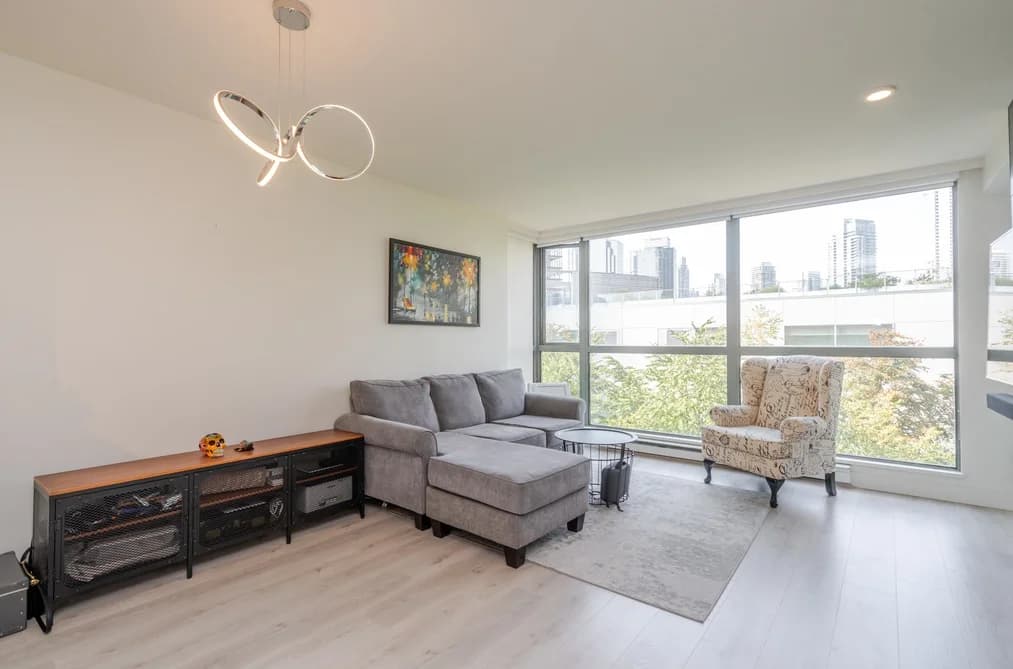 602 4888 HAZEL STREET, Burnaby, BC — Residential for Sale - Photo 2
