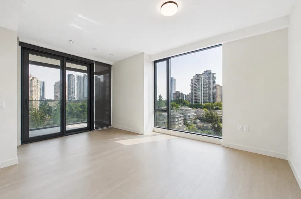 602 5987 WILSON AVENUE, Burnaby, BC — Residential for Sale - Main Photo