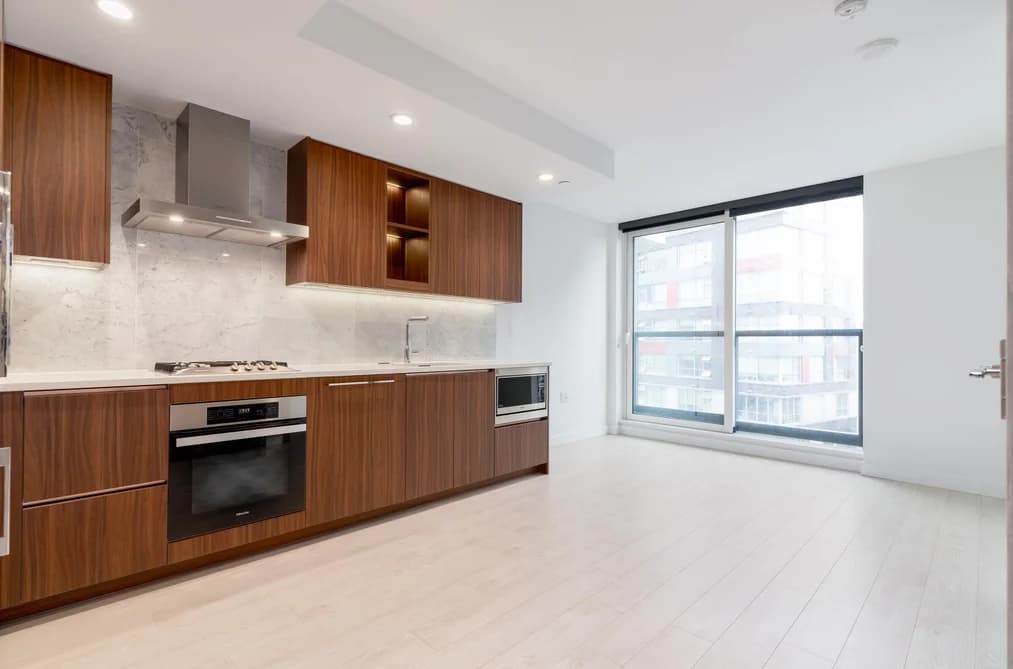 603 1768 COOK STREET, Vancouver, BC — Residential for Sale - Photo 2