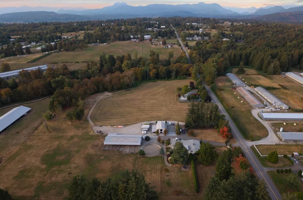 6035 BRADNER ROAD, Abbotsford, BC — Residential for Sale - Photo 2