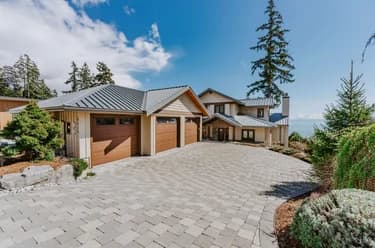 House for sale at 6035 Silverstone Lane Sechelt British Columbia - MLS: R3112481