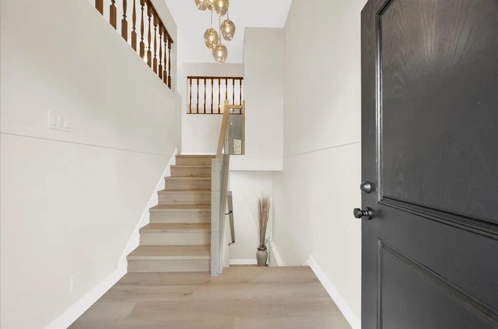 604 E 54TH AVENUE, Vancouver, BC — Residential for Sale - Photo 2