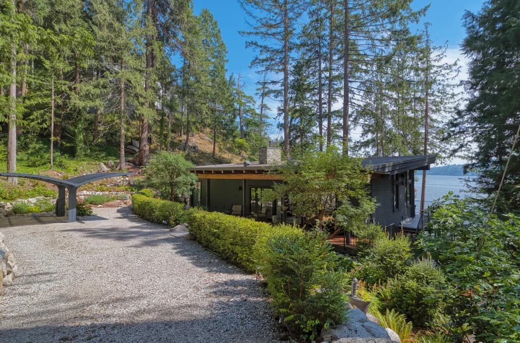 6043 CORACLE DRIVE, Sechelt, BC — Residential for Sale - Photo 2