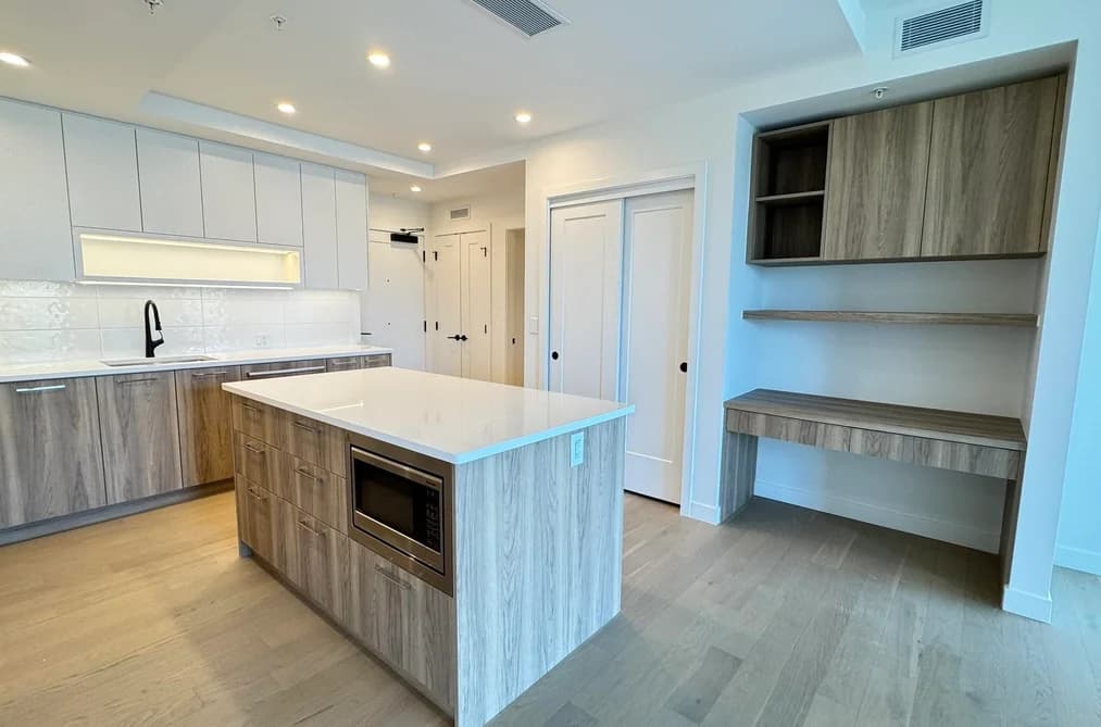 605 8398 OAK STREET, Vancouver, BC — Residential for Sale - Main Photo