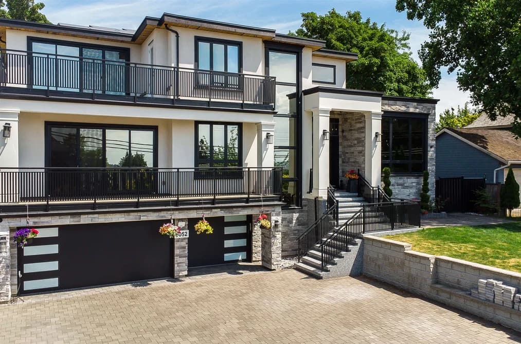 6052 181A STREET, Surrey, BC — Residential for Sale - Photo 2
