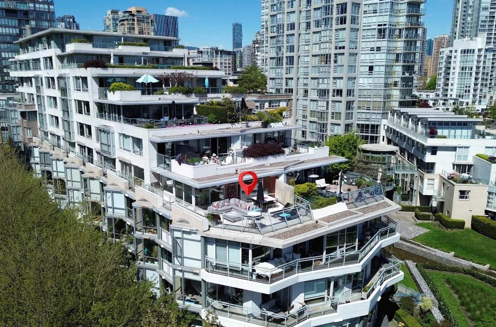 606 1288 MARINASIDE CRESCENT, Vancouver, BC — Residential for Sale - Photo 2