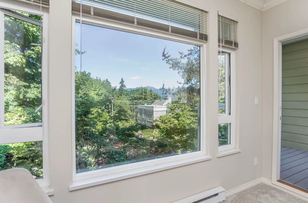 606 3001 TERRAVISTA PLACE, Port Moody, BC — Residential for Sale - Photo 2