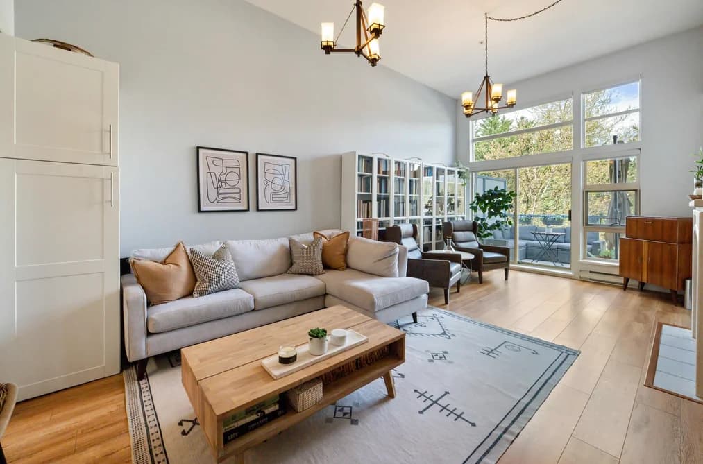 606 301 MAUDE ROAD, Port Moody, BC — Residential for Sale - Photo 2