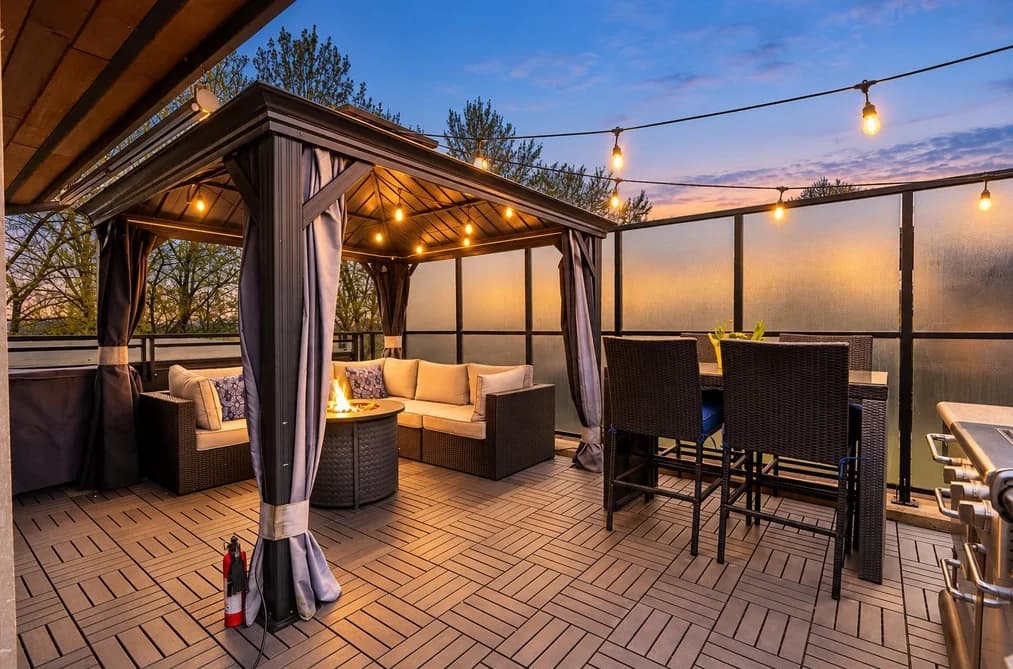 606 733 W 3RD STREET, North Vancouver, BC — Residential for Sale - Main Photo