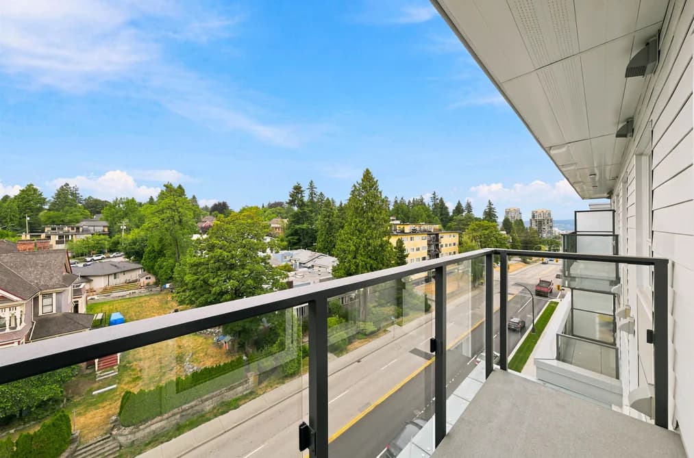 606 82 FIRST STREET, New Westminster, BC — Residential for Sale - Main Photo