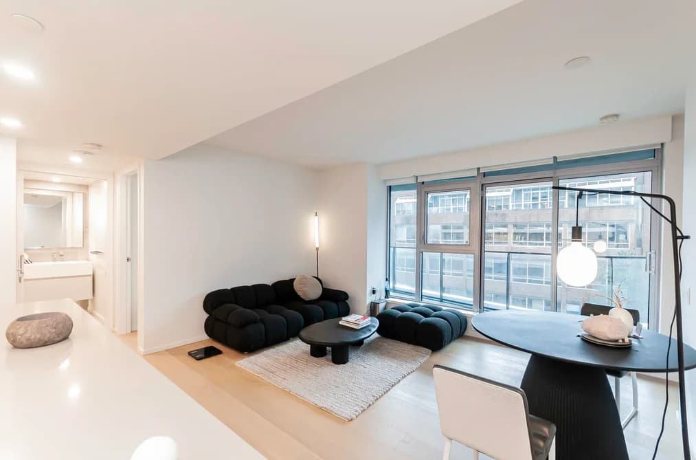 606 889 PACIFIC STREET, Vancouver, BC — Residential for Sale - Photo 2