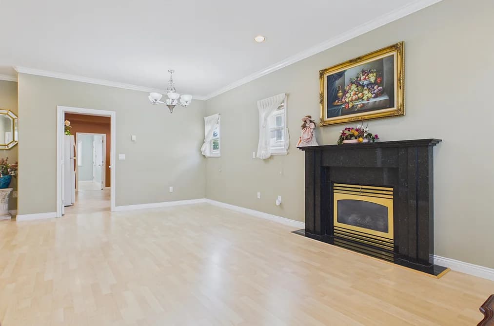 6060 CLINTON STREET, Burnaby, BC — Residential for Sale - Photo 2