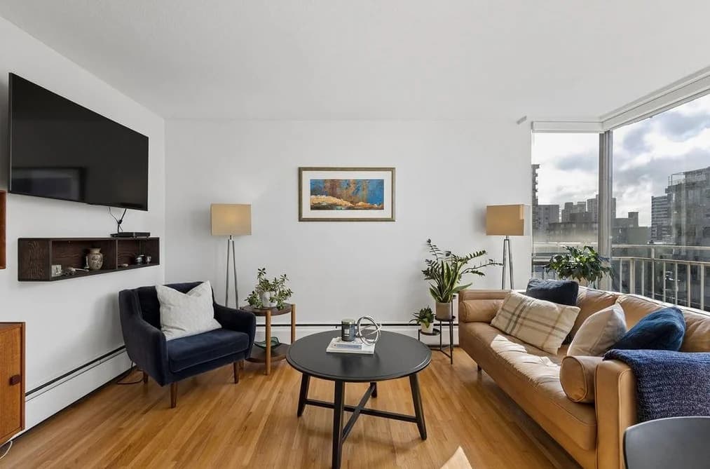 607 1250 BURNABY STREET, Vancouver, BC — Residential for Sale - Photo 2