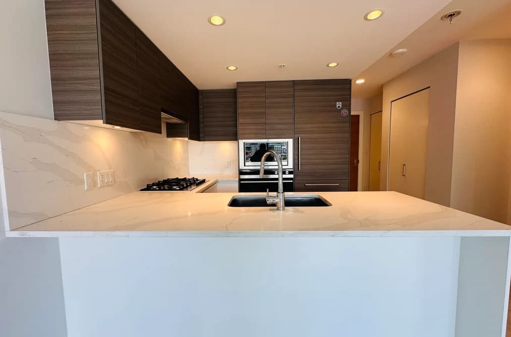 607 6833 BUSWELL STREET, Richmond, BC — Residential for Sale - Photo 2