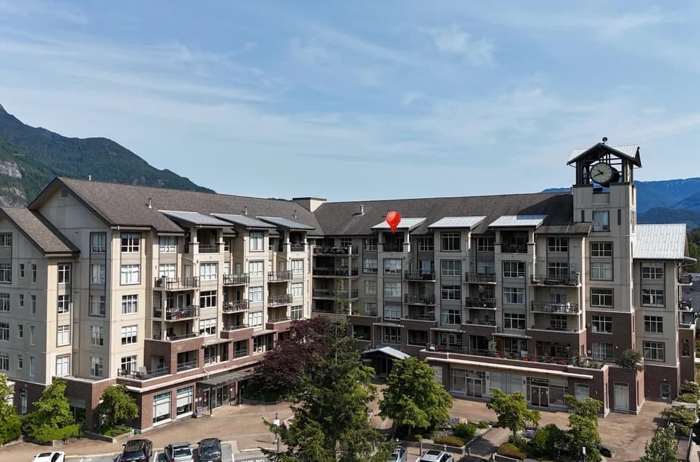 608 1211 VILLAGE GREEN WAY, Squamish, BC — Residential for Sale - Main Photo