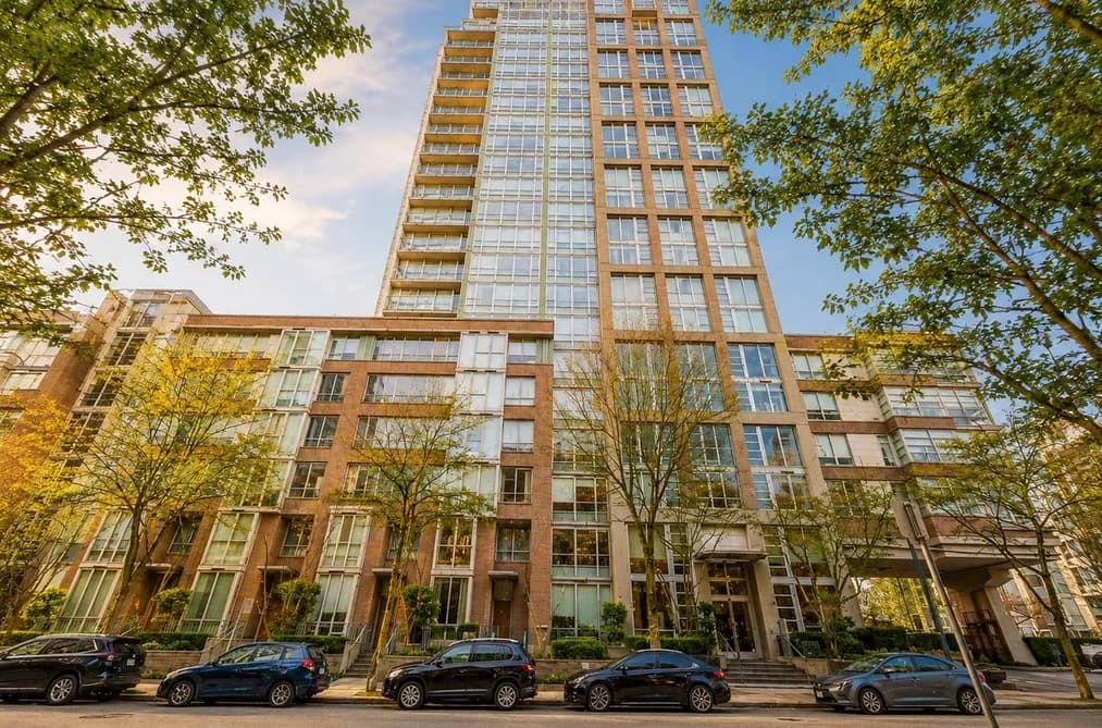 608 1228 MARINASIDE CRESCENT STREET, Vancouver, BC — Residential for Sale - Photo 2