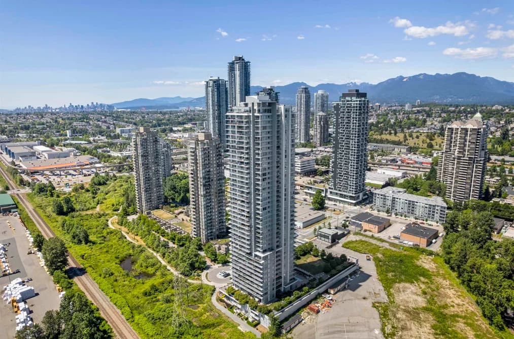 608 2388 MADISON AVENUE, Burnaby, BC — Residential for Sale - Main Photo