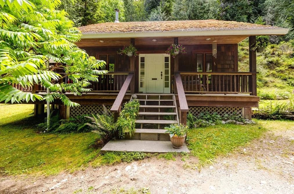 6084 NORTH LAKE ROAD, Egmont, BC — Residential for Sale - Photo 2