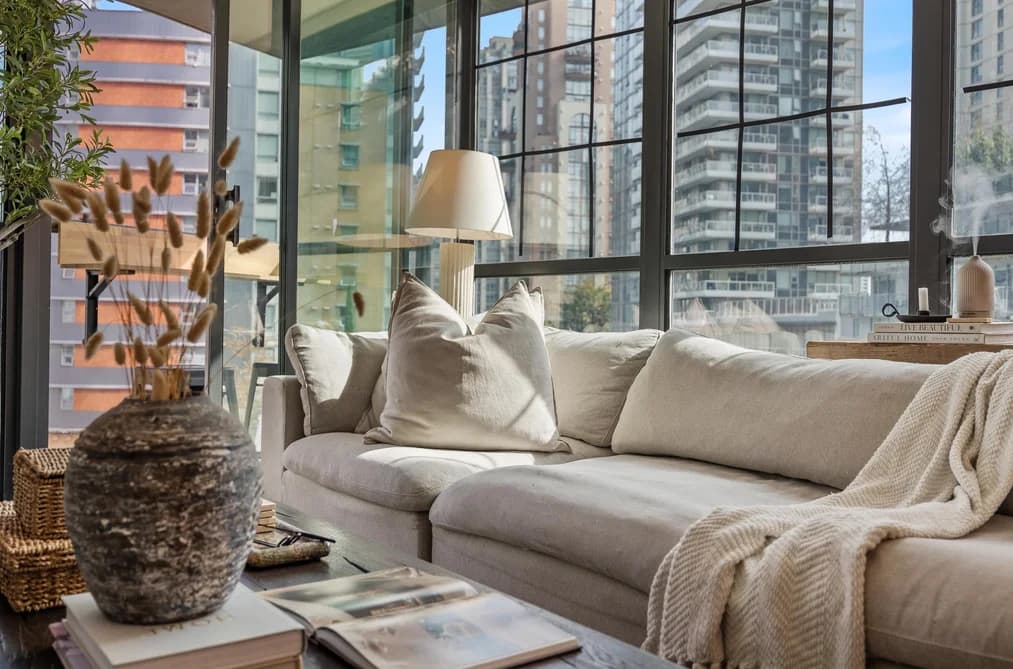 609 501 PACIFIC STREET, Vancouver, BC — Residential for Sale - Photo 2