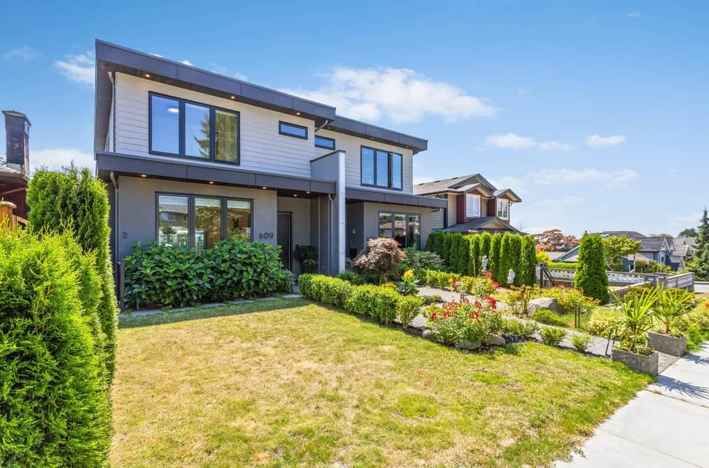 609 E 4TH STREET, North Vancouver, BC — Residential for Sale - Main Photo