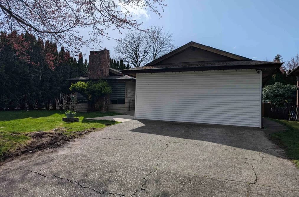 6099 172 STREET, Surrey, BC — Residential for Sale - Photo 2