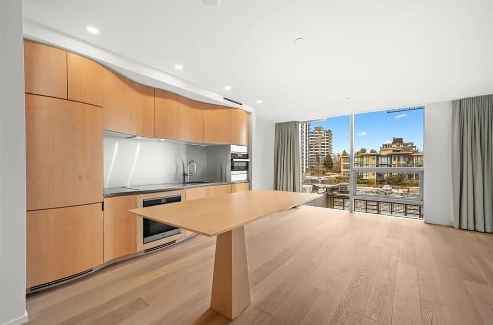 60X 1568 ALBERNI STREET, Vancouver BC V6G 0E3 - Photo 1