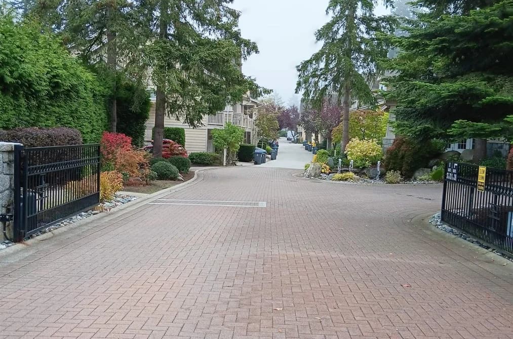 61 2588 152 STREET, Surrey, BC — Residential for Sale - Photo 2