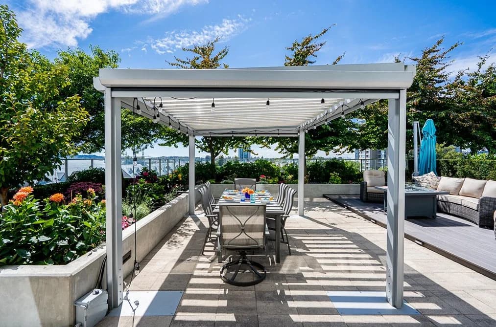 610 988 QUAYSIDE DRIVE, New Westminster, BC — Residential for Sale - Main Photo