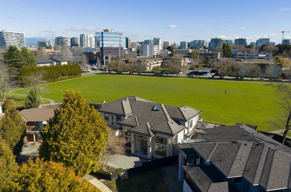 6100 ALTA COURT, Richmond, BC — Residential for Sale - Photo 2