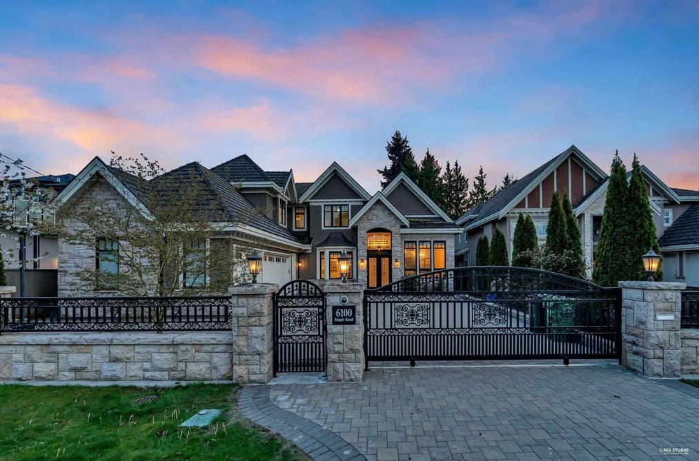 6100 MAPLE ROAD, Richmond, BC — Residential for Sale - Photo 2