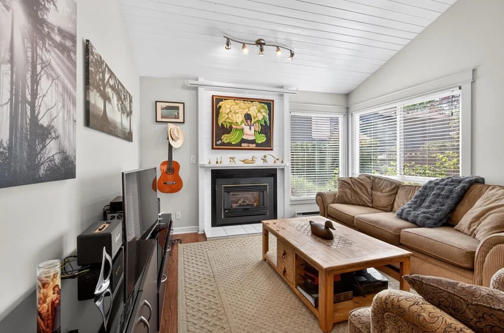 6109 W GREENSIDE DRIVE, Surrey, BC — Residential for Sale - Photo 2