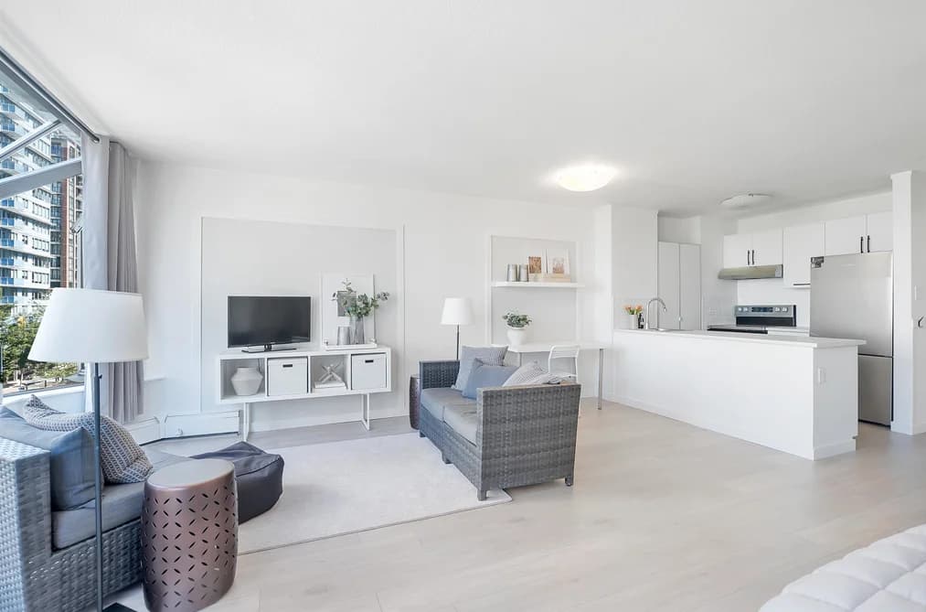 611 1330 BURRARD STREET, Vancouver, BC — Residential for Sale - Main Photo