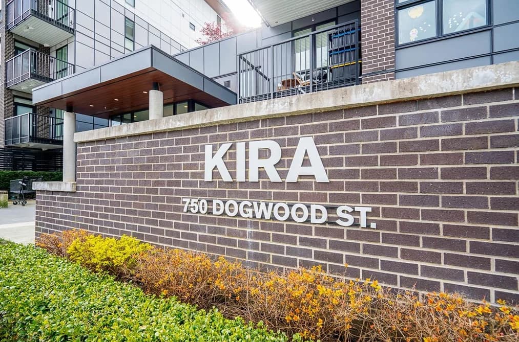611 750 DOGWOOD STREET, Coquitlam, BC — Residential for Sale - Photo 2