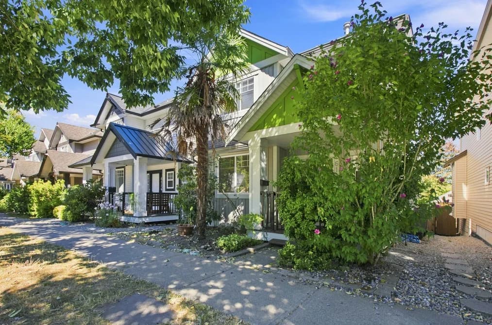 6110 150 STREET, Surrey, BC — Residential for Sale - Photo 2