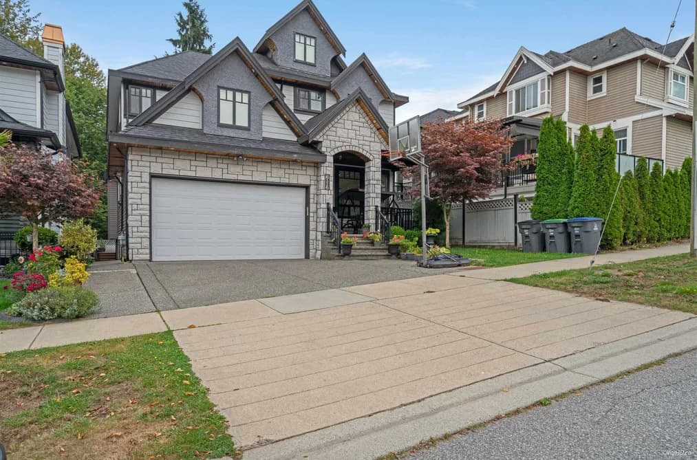 6116 140 STREET, Surrey, BC — Residential for Sale - Photo 2