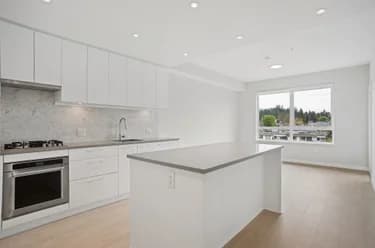 Condo for sale at 612 110 E 17th Street North Vancouver British Columbia - MLS: R3143877