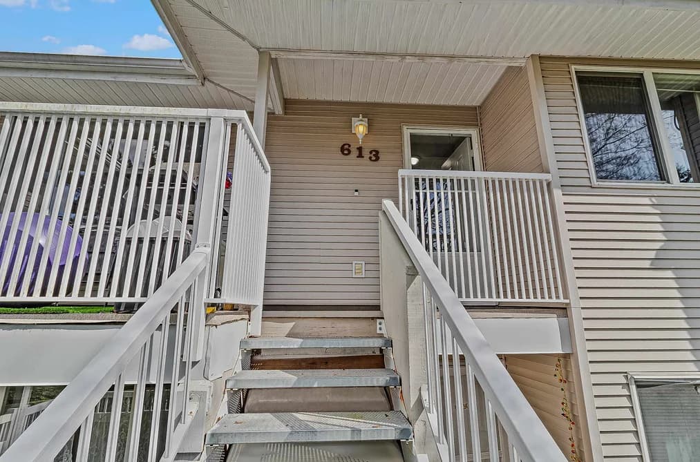 613 13923 72 AVENUE, Surrey, BC — Residential for Sale - Photo 2