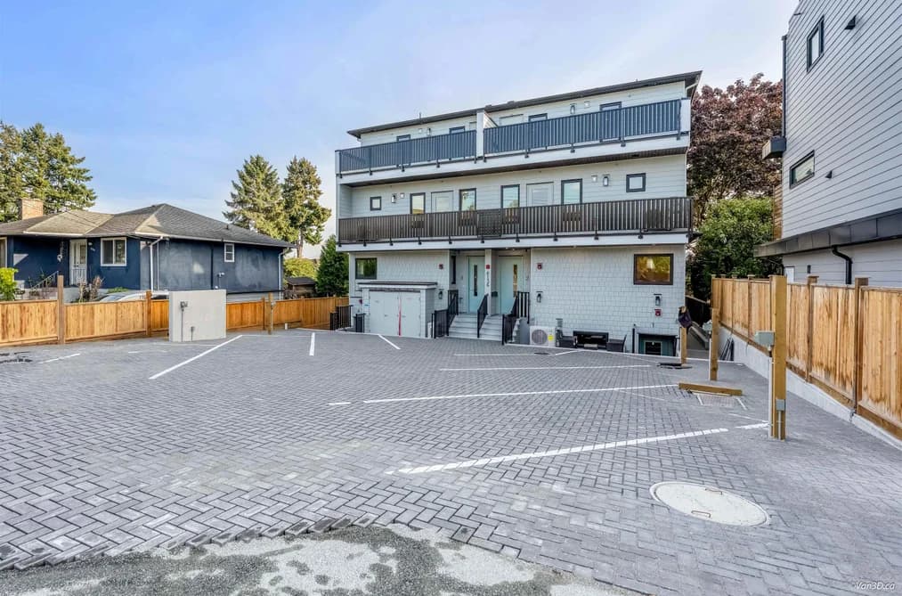 2 6136 IRMIN STREET, Burnaby, BC — Residential for Sale - Photo 2