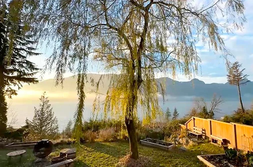 615 SHAUGHNESSY PLACE, Britannia Beach, BC — Residential for Sale - Main Photo