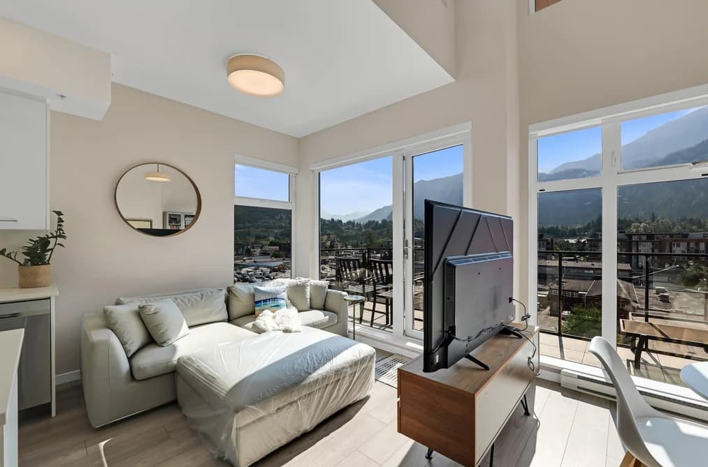 616 38033 SECOND AVENUE, Squamish, BC — Residential for Sale - Photo 2