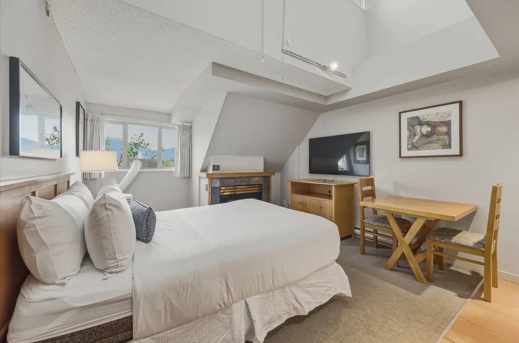 616 4295 BLACKCOMB WAY, Whistler, BC — Residential for Sale - Photo 2