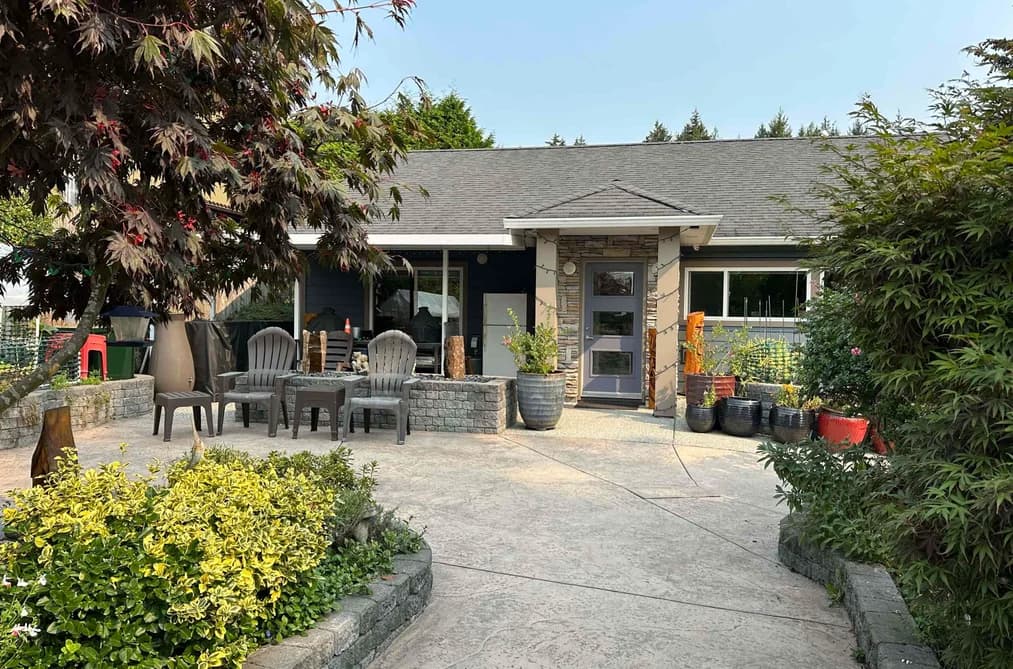 6166 NORWEST BAY ROAD, Sechelt, BC — Residential for Sale - Photo 2