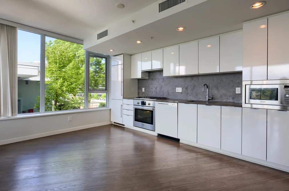 617 8333 SWEET AVENUE, Richmond, BC — Residential for Sale - Photo 2