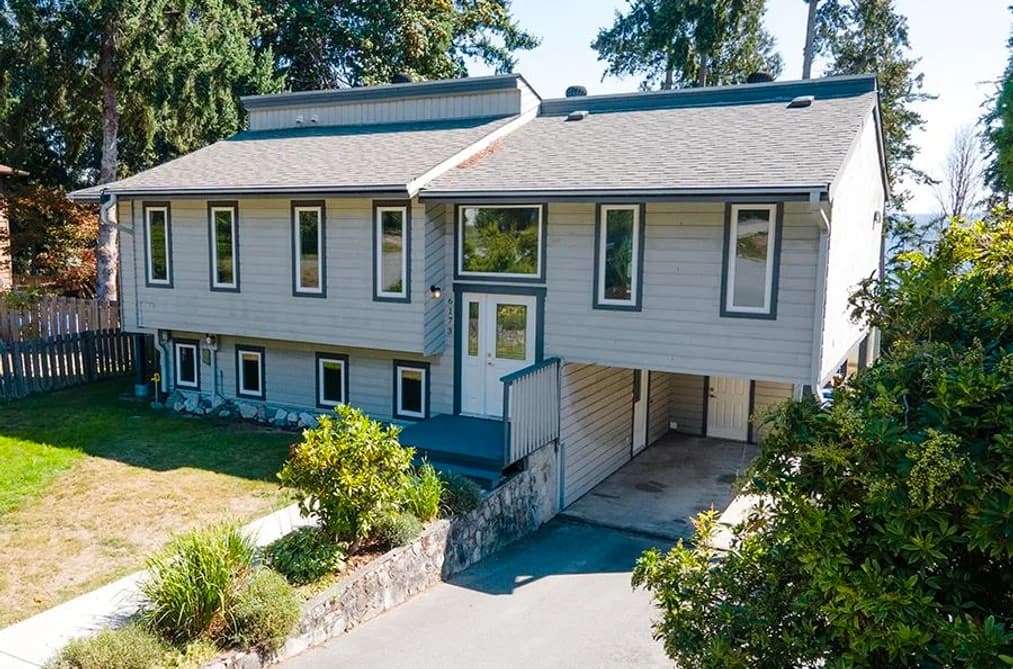 6173 BLIGH ROAD, Sechelt, BC — Residential for Sale - Photo 2