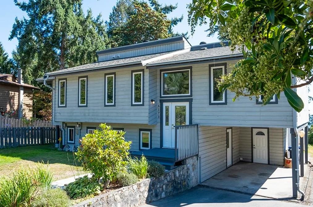 6173 BLIGH ROAD, Sechelt, BC — Residential for Sale - Photo 2