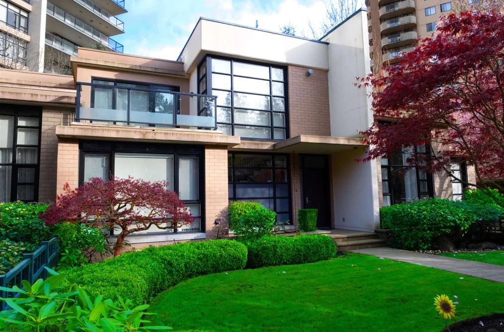 6198 WILSON AVENUE, Burnaby, BC — Residential for Sale - Main Photo