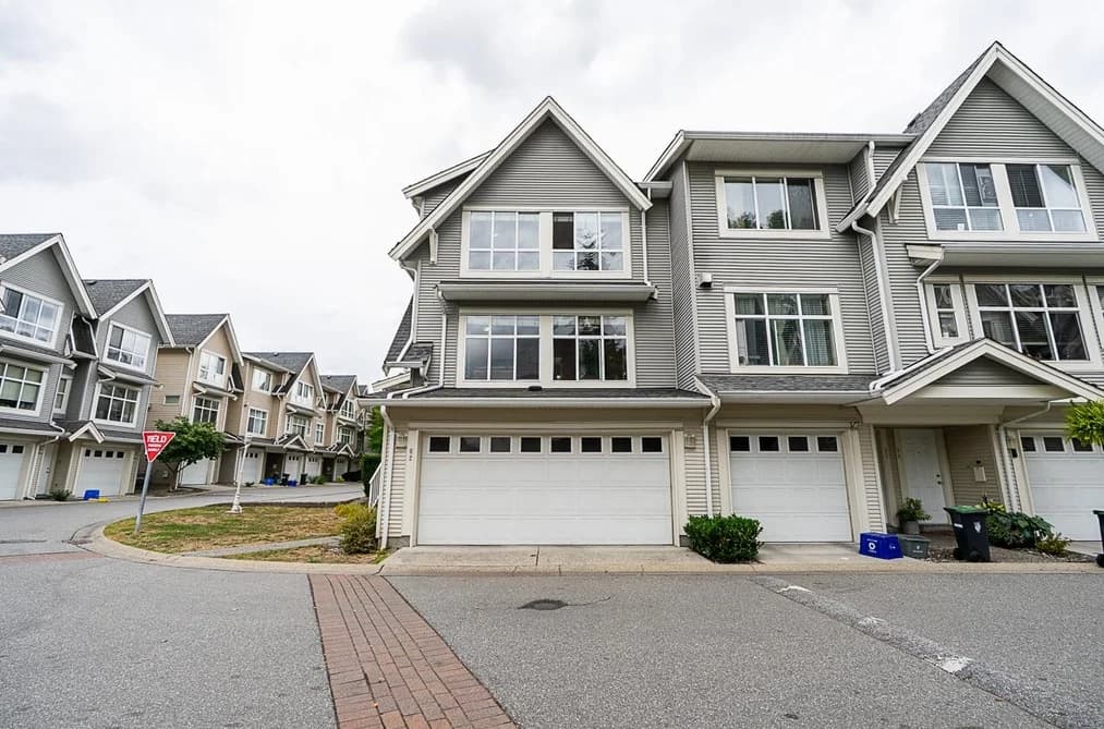 62 6450 199 STREET, Langley, BC — Residential for Sale - Photo 2
